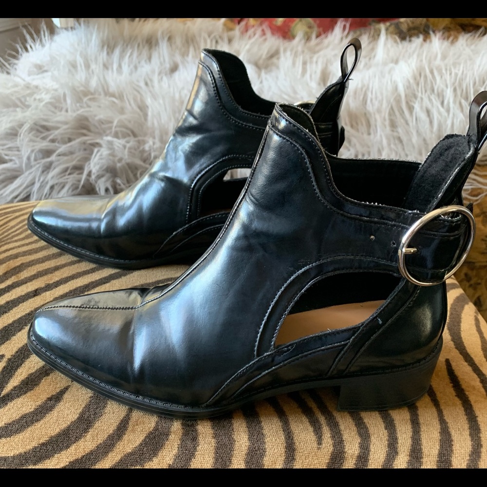 Zara Cut out Booties